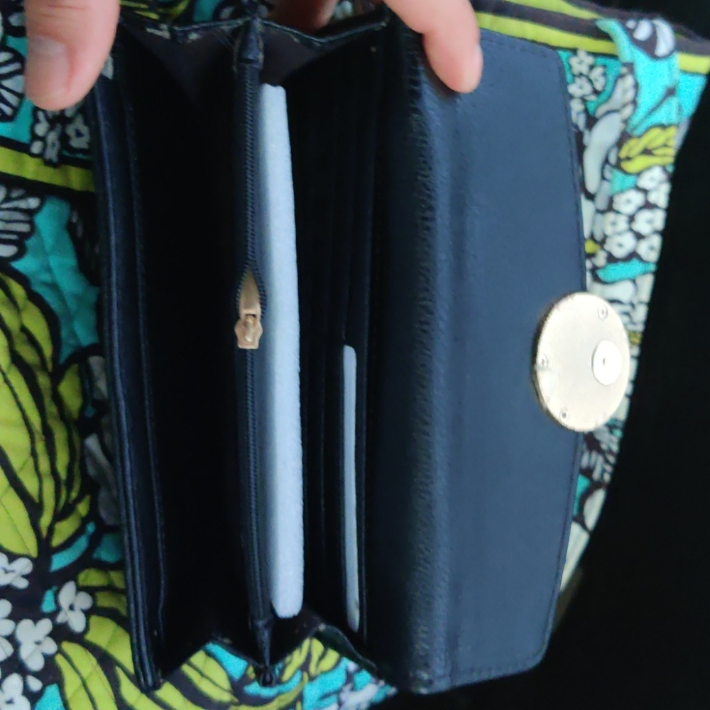 Wallet - Picture 3 of 4